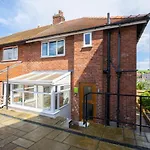 2 Bed In Oc-w124 Holiday home Whitby